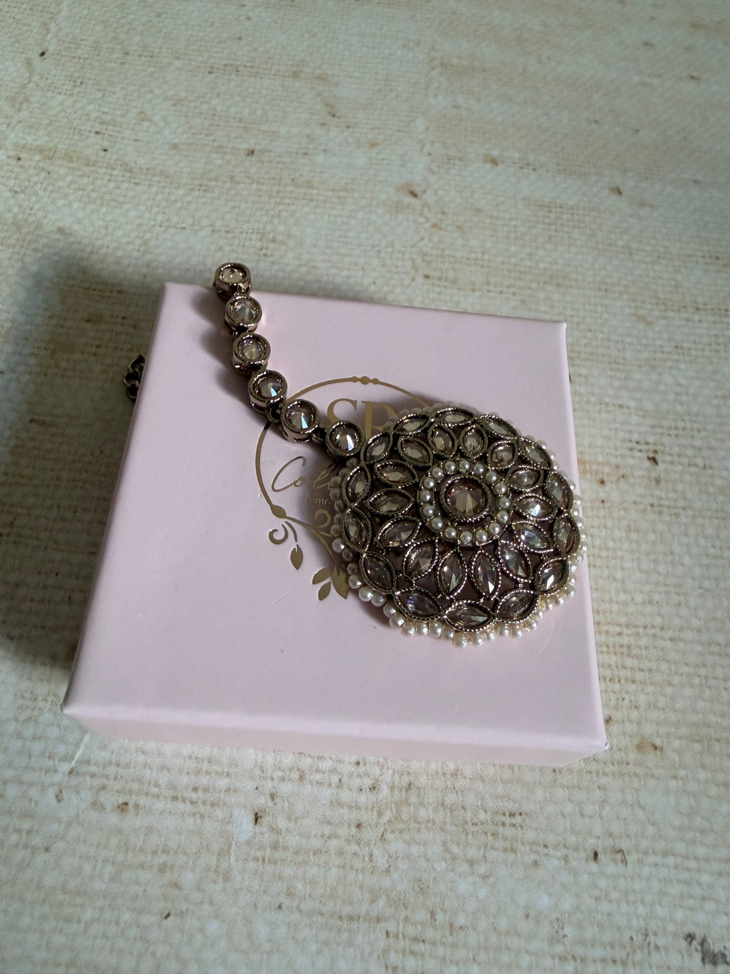 Antique Pearl Tikka (ST1241)