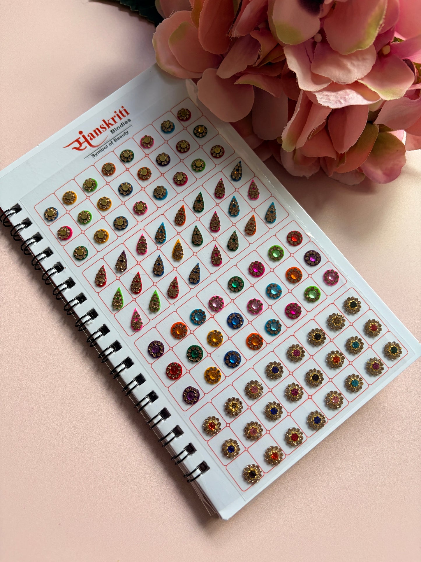 Fancy Assorted Designs 576 Bindi Booklet (ST1247)