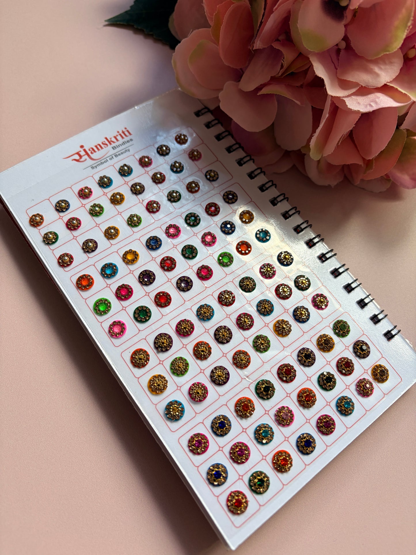 Fancy Assorted Designs 576 Bindi Booklet (ST1247)