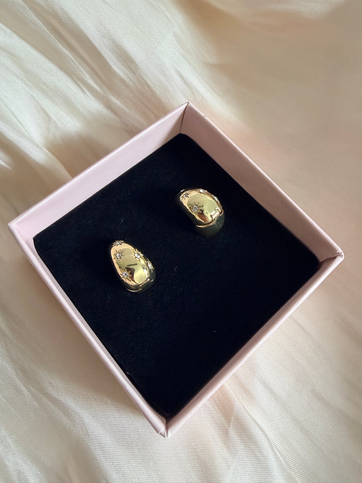18K Gold Plated Chunky Star Huggie Hoop Earrings (ST1251)