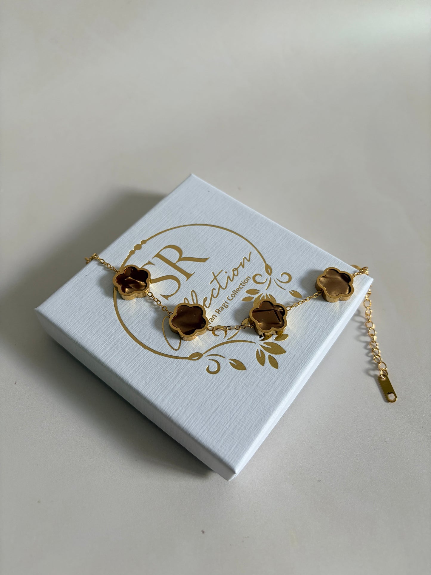 Five Leaf Clover Bracelet (ST863) (Gold Brown)