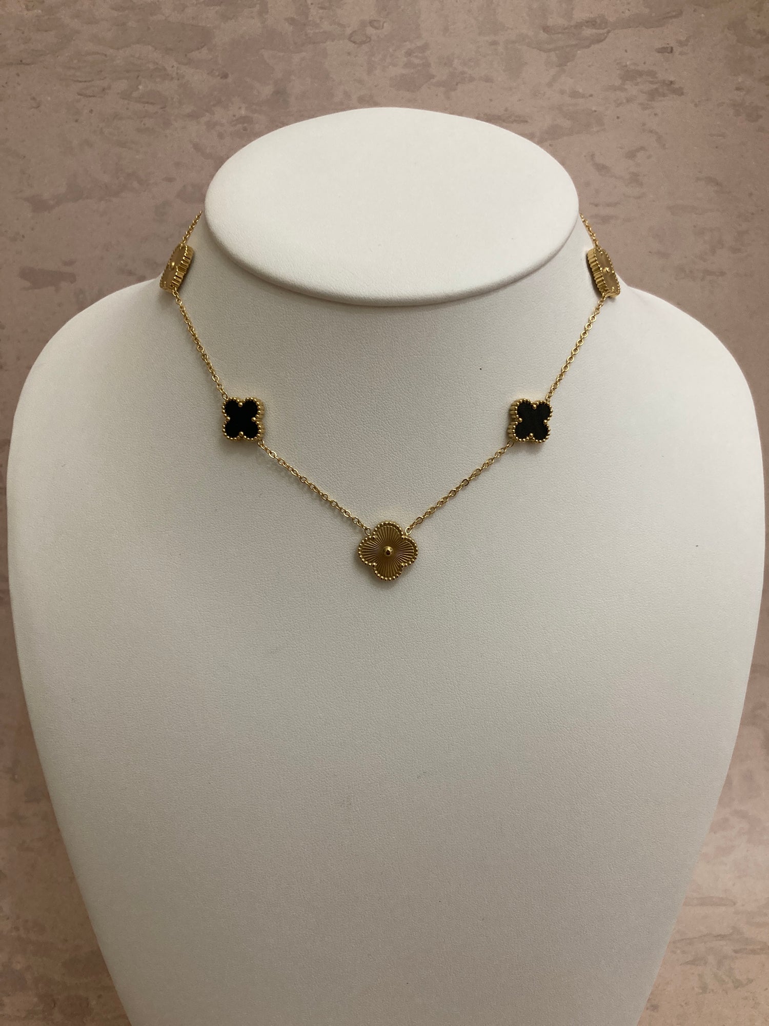 18K Gold Plated Clover Necklace Necklace Simran Ragi Collection