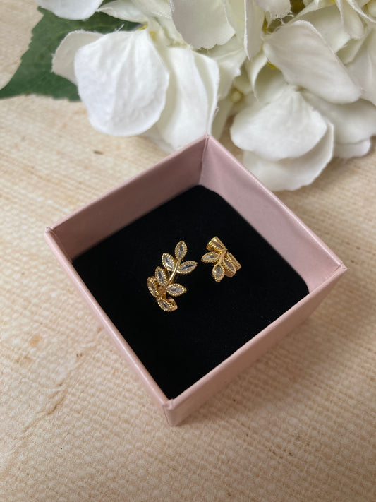 Adjustable Silver Vine Leaf Ring (ST1039)