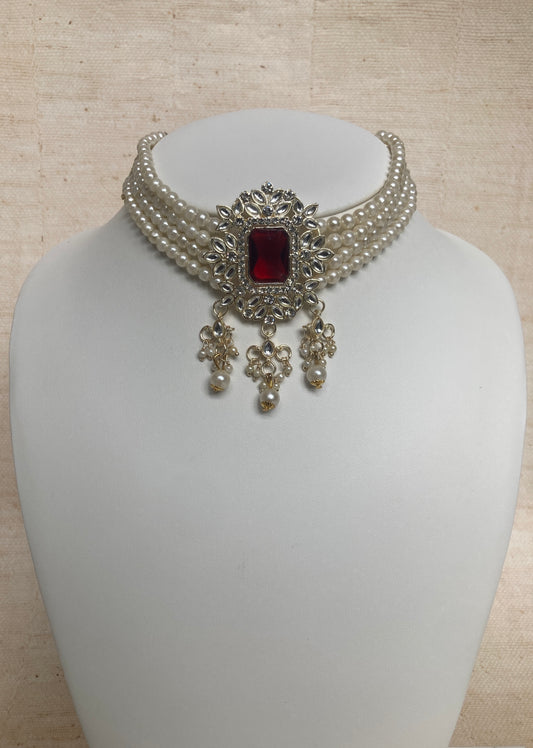 Anvi Gold Plated Kundan And Pearl Set (ST1013) (Maroon)