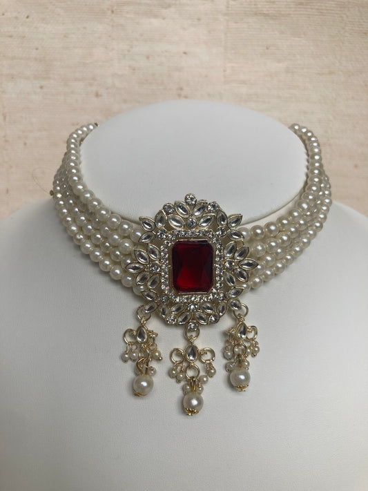 Anvi Gold Plated Kundan And Pearl Set (ST1013) (Maroon)