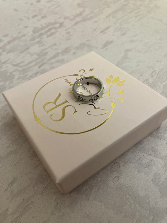 Luxury Stainless Steel Silver Zirconia Encrusted Ring (ST840)