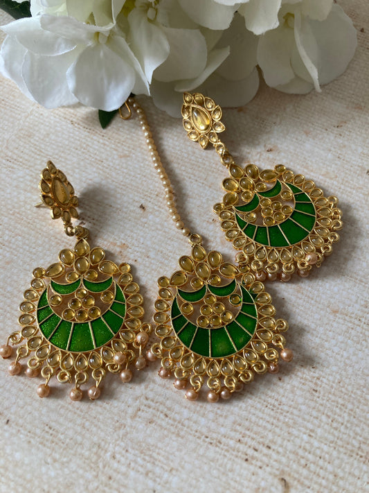 Green Kundan Pearl Earrings Tikka Set (ST1157) (Gold)