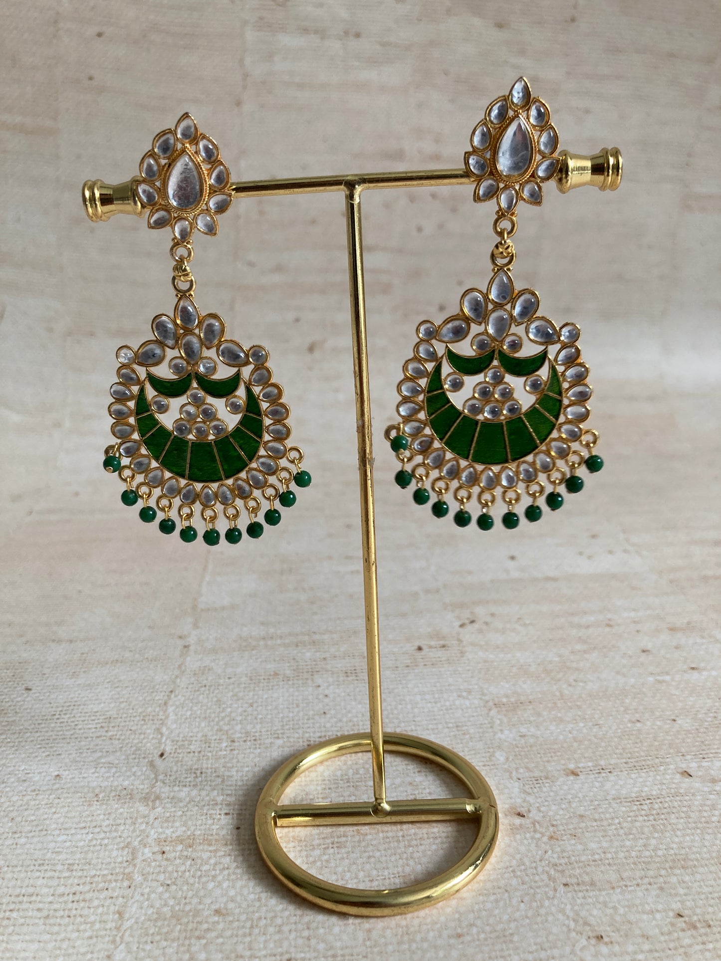 Green Kundan Pearl Earrings Tikka Set (ST1157) (Silver)
