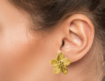 Dainty Gold Flower Stud Earrings (ST868)
